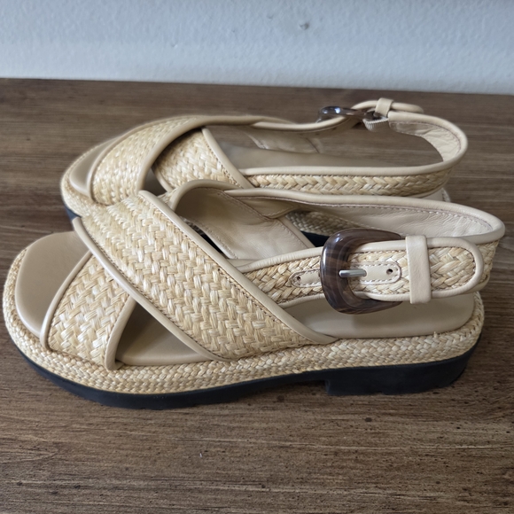 Vince Helena Raffia Lug-Sole Sandal Size 5 - Picture 8 of 10